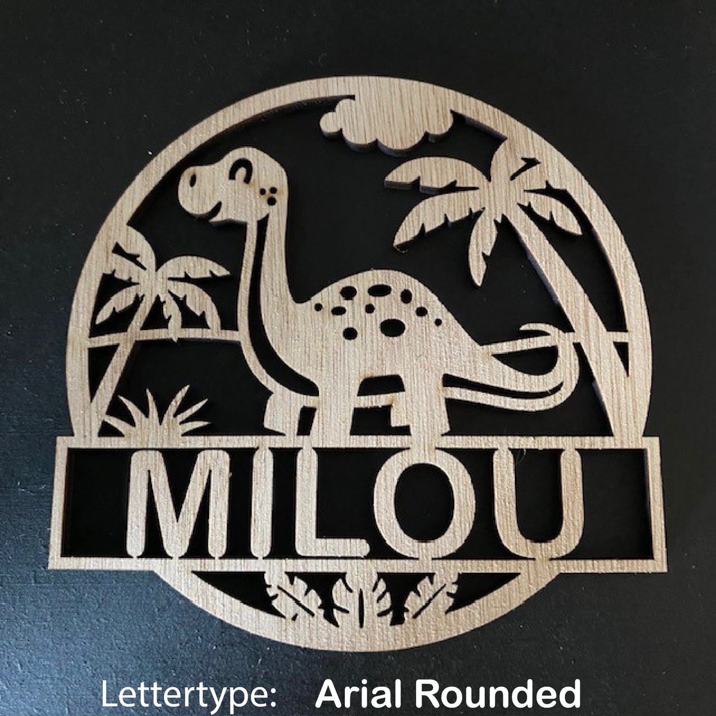 Decoratie met naam - Dino 10