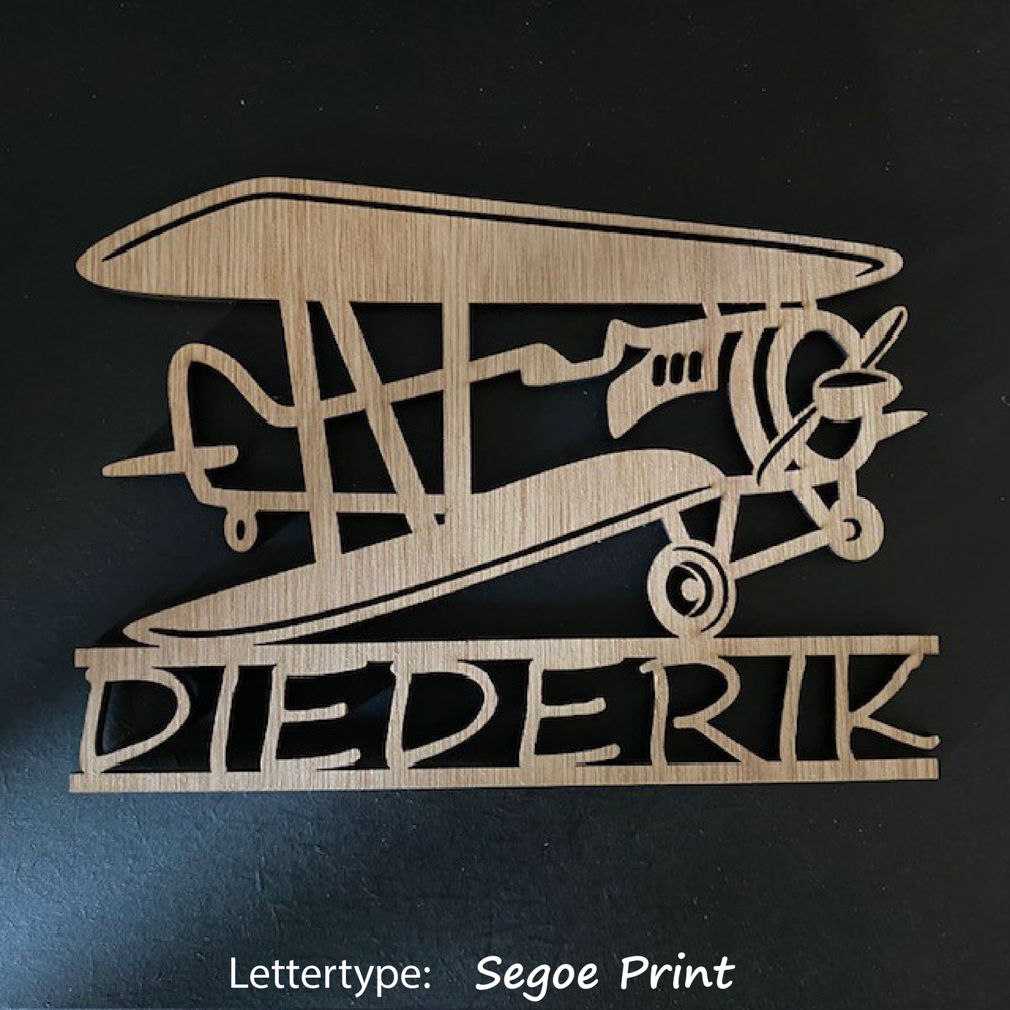Decoratie met naam - Vliegtuig 2